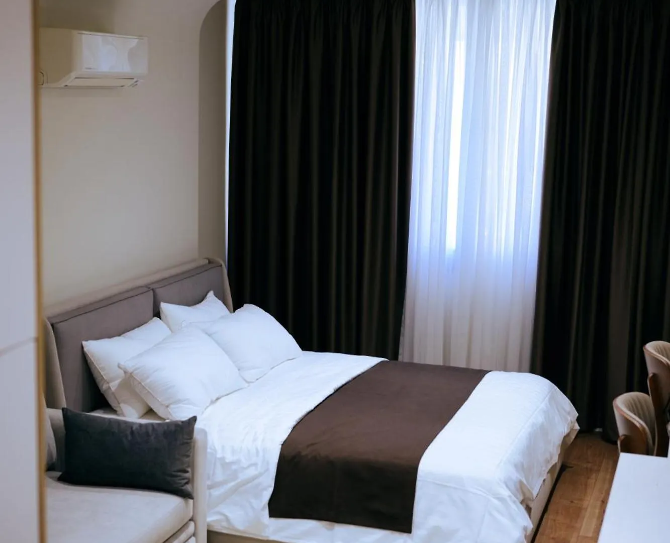 Argoldoro Apartaments Bllok Tirane 0*, Tirana